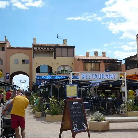 A Pied, Terrasse Et Clim